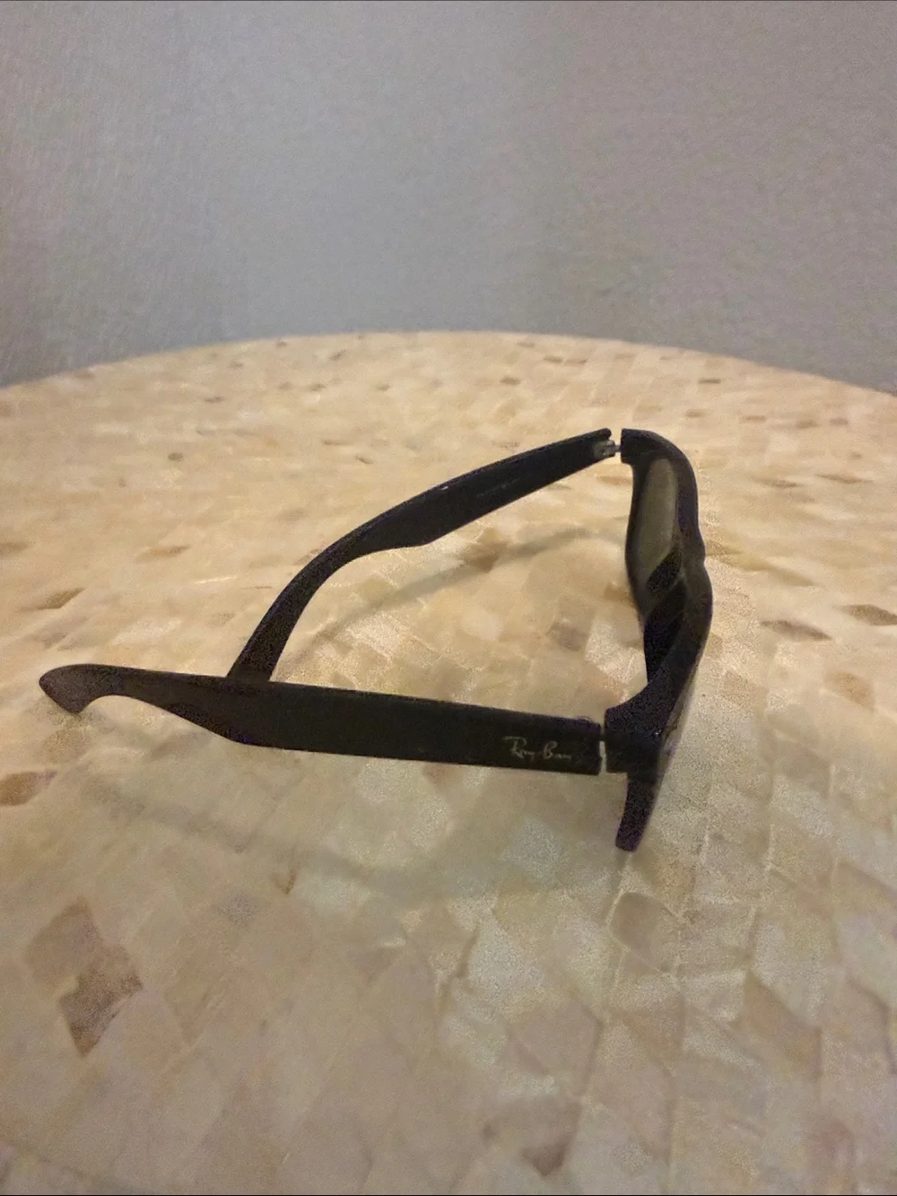 Ray-Ban Black wayfarer Frame Sunglasses with Dark Lenses